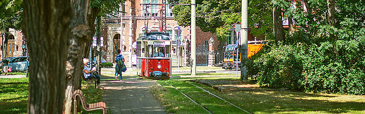 naumburger-strassenbahn.de - Naumburger Straßenbahn
